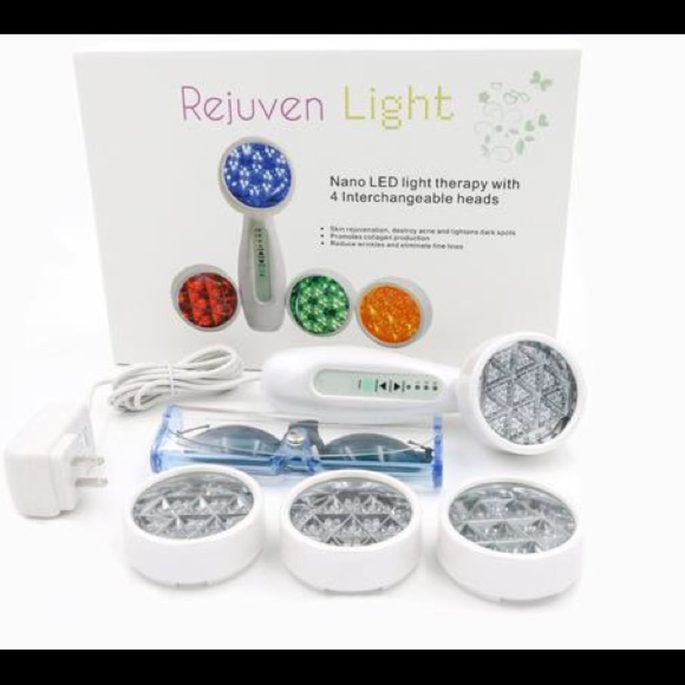 Light therapy wand
